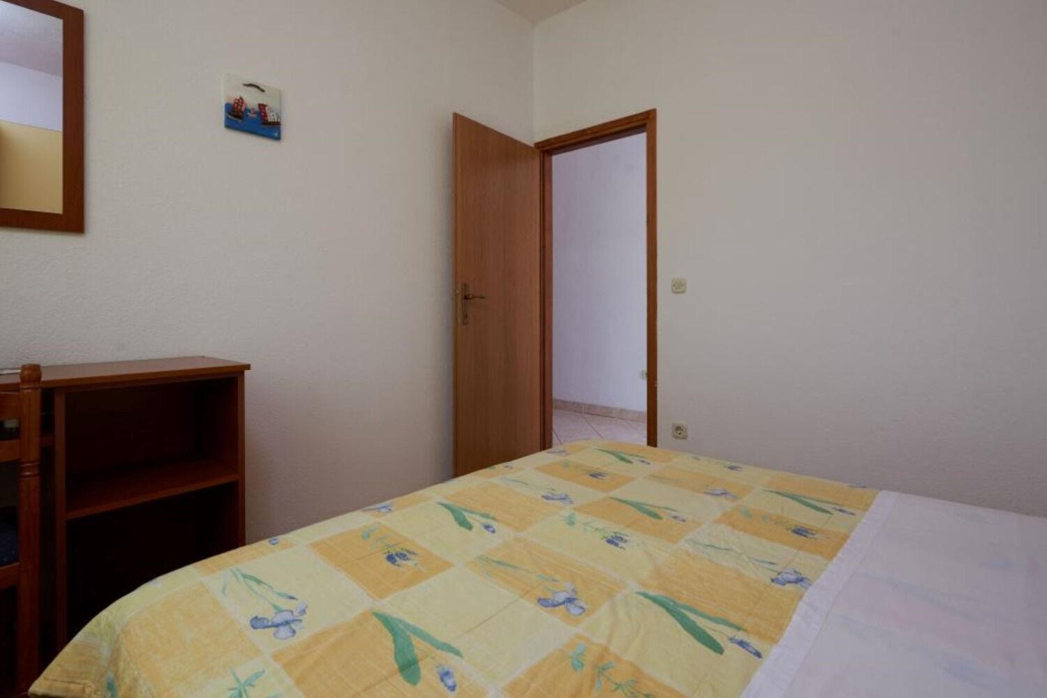 Apartments Mare - 30 M From Pebble Beach Сегет Враница Екстериор снимка