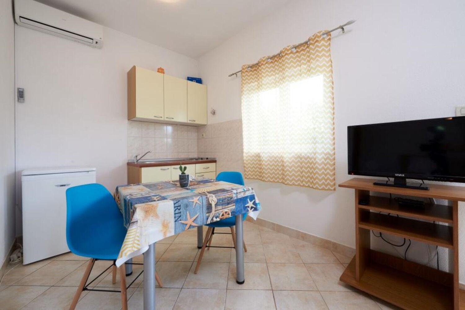 Apartments Mare - 30 M From Pebble Beach Сегет Враница Екстериор снимка