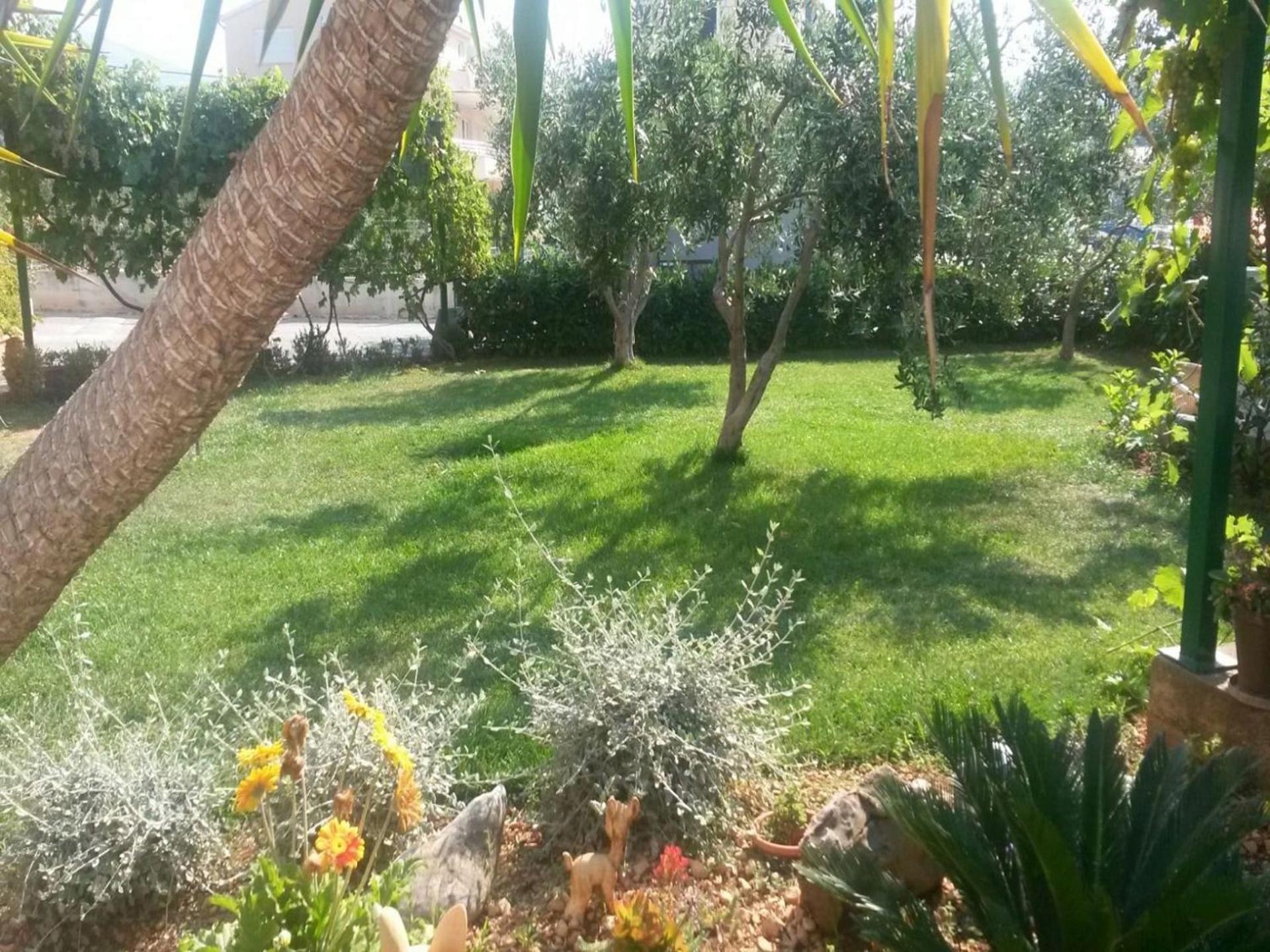 Apartments Mare - 30 M From Pebble Beach Сегет Враница Екстериор снимка